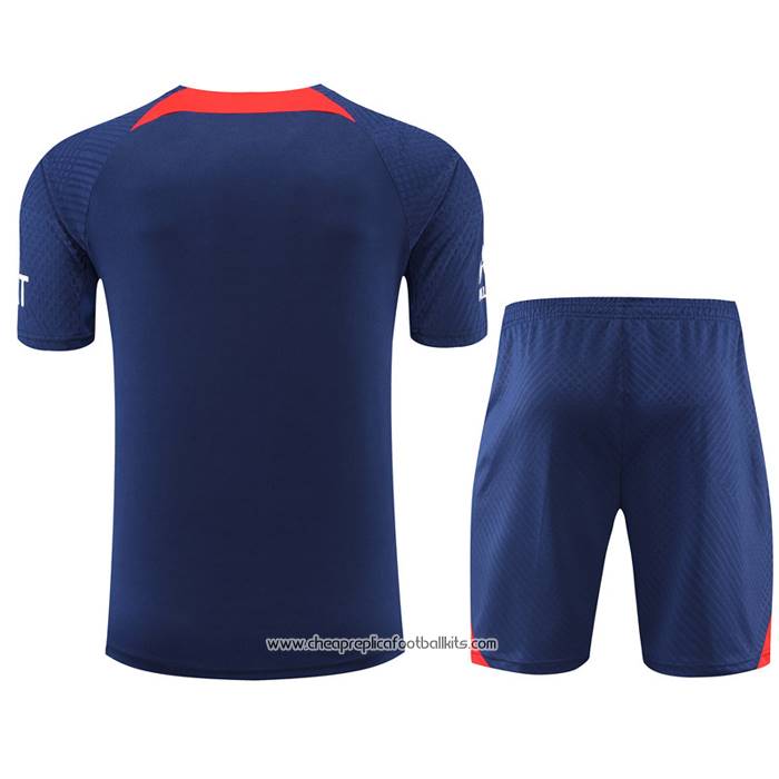 Tracksuit
 Paris Saint-Germain 2022-2023 Short Sleeve
 Blue
 Oscuro - Shorts
